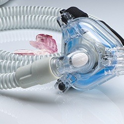 An oral appliance and CPAP for sleep apnea
