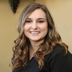 Headshot of Breana dental assistant